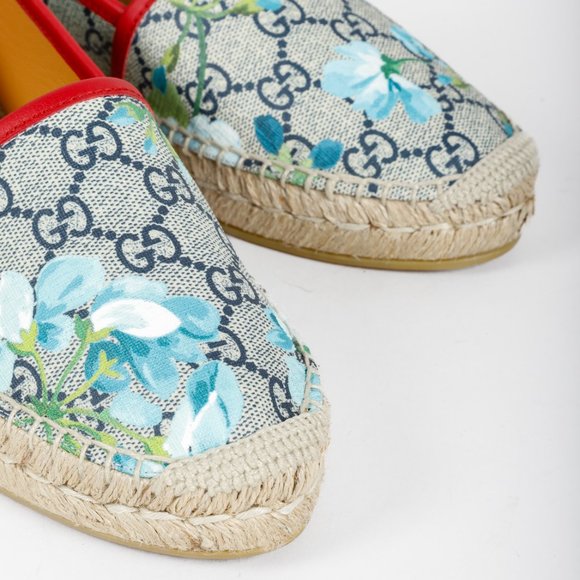 *SOLD* Gucci GG Supreme Canvas Blue Blooms Espadrilles - Picture 6 of 10